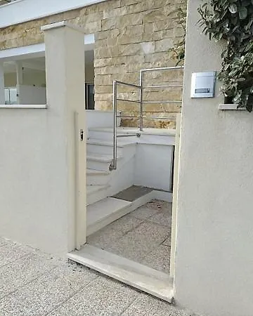 Apartamento 3 *